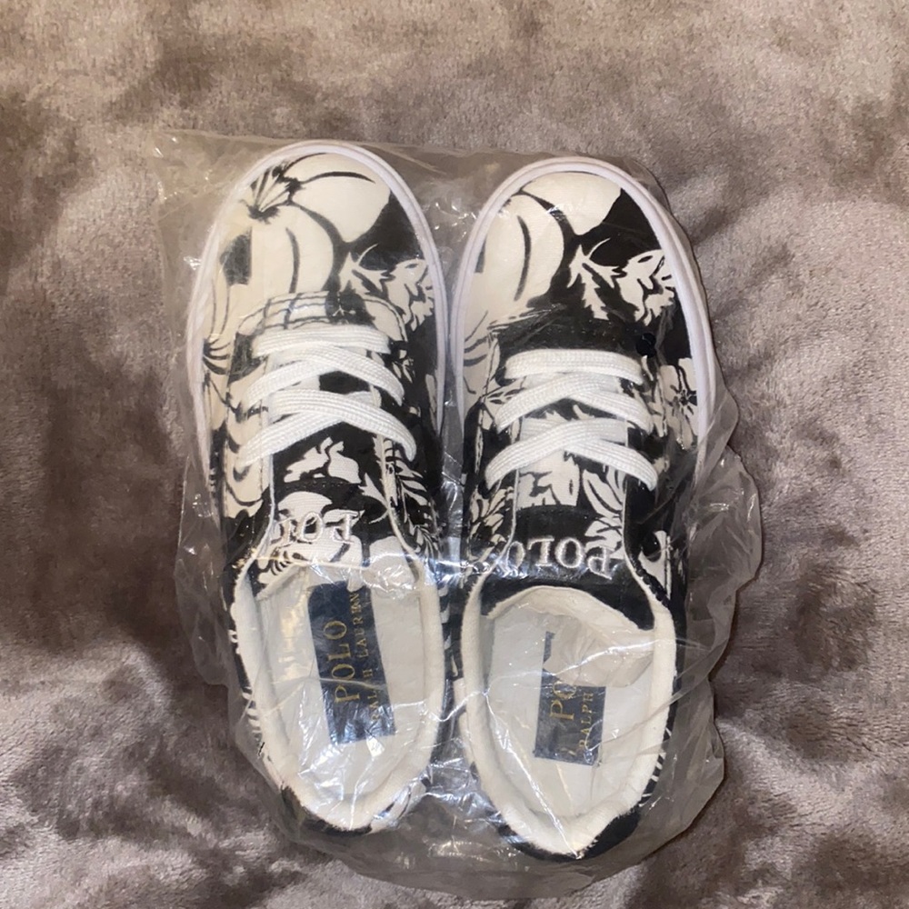 NWOT Canvas Polo Shoes